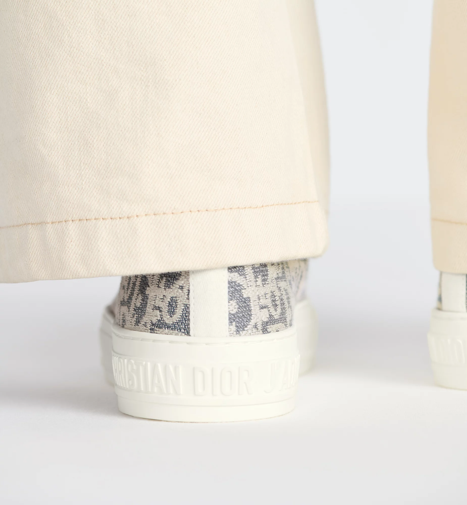 Dior Walk’n’Dior Sneaker - Image 5